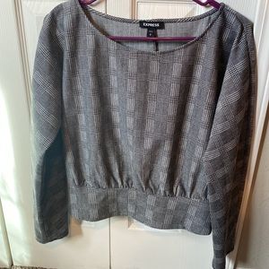 Express boat neck long sleeve